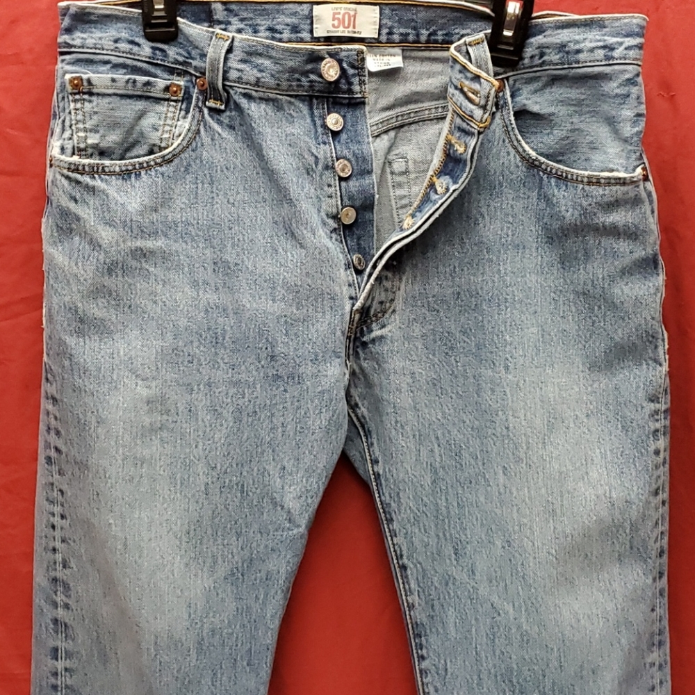 501 Levi's Button Fly. - image 2